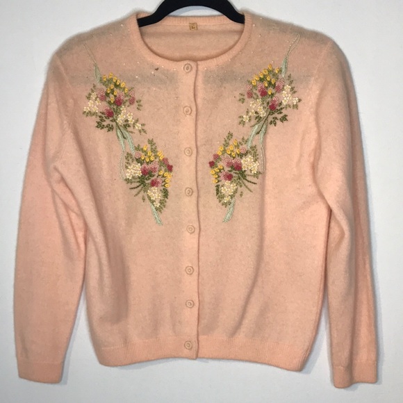 Vintage Sweaters - Vintage cottagecore granny embroidered cardigan